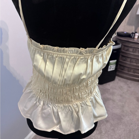 Miami Cream Ruffled Top - Picture 3 of 5